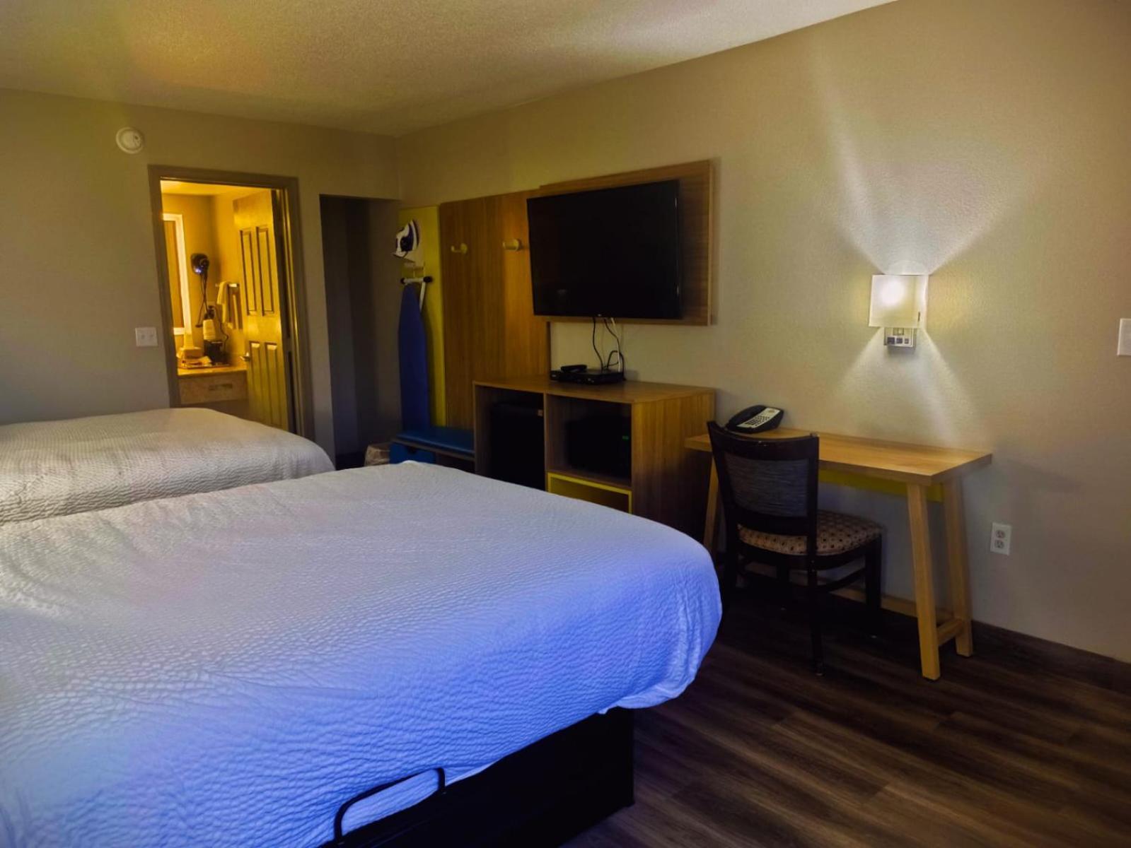 Days Inn By Wyndham Harrisonburg Exteriör bild